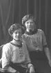 Anna Karlsson och Lova Andersson