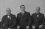 Anställda på Mattons Läderfabrik AB. I mitten Karl Jonsson (1890-1970).