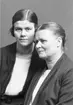 Helena och Märta Myrbäck