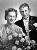 Brudparet Ivan Delin, Sjätte Tvärgatan 18, Gävle.       16 december 1944.