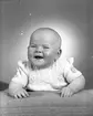 Sven Allernäs dotter. Södra Kopparslagargatan 33, Gävle. 19 januari 1945.