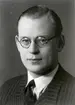 Tandläkare Eric Hamberg, Gävle. Juli 1945.