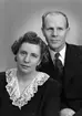 Herr och fru Joel Viklund, Artillerigatan 22 nb. Stockholm. 16 december 1945.