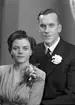 Brudpar Alvar Stymne, 29 december 1945. Skickas till civilingenjör Alvar Stymne, Fortifikationen, Boden.