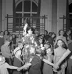 Gefle Jultomtar, julfest. 16 december 1951. Frk. Ljung,
Brändströmgatan 10, Gävle