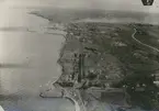 Flygfoto över Degerhamn. Dessa flygfoton är till stor nytta när man vill veta hur bebyggelsen förändrats under det senaste seklet.