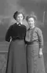 Ella Lindberg och B. Björklund, Valbogatan 35, Gävle