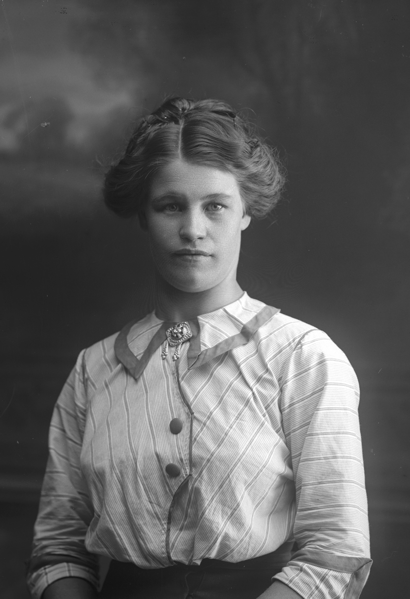 Edith Westin, Lervik