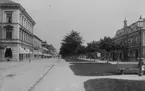 Nygatan. Till vänster kvarteret Kustos, till höger kvarteret Klipparen.