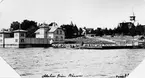 Motiv från Bönan. Till vänster: Badhuset (rivet 1946).
Till höger: Hotellet (rivet 1946).