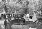 Hagaström, Arvontältet.
Utställning av tält från A. Nilssons fabrik vid Basvägen i Hagaström, (omkring 1930). 
Bilen en Chevrolet Landaulette 1929.