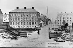 Kaserngatan vid järnvägsövergången.