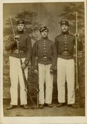 Officersporträtt i Armémuseums arkiv - oidentifierade