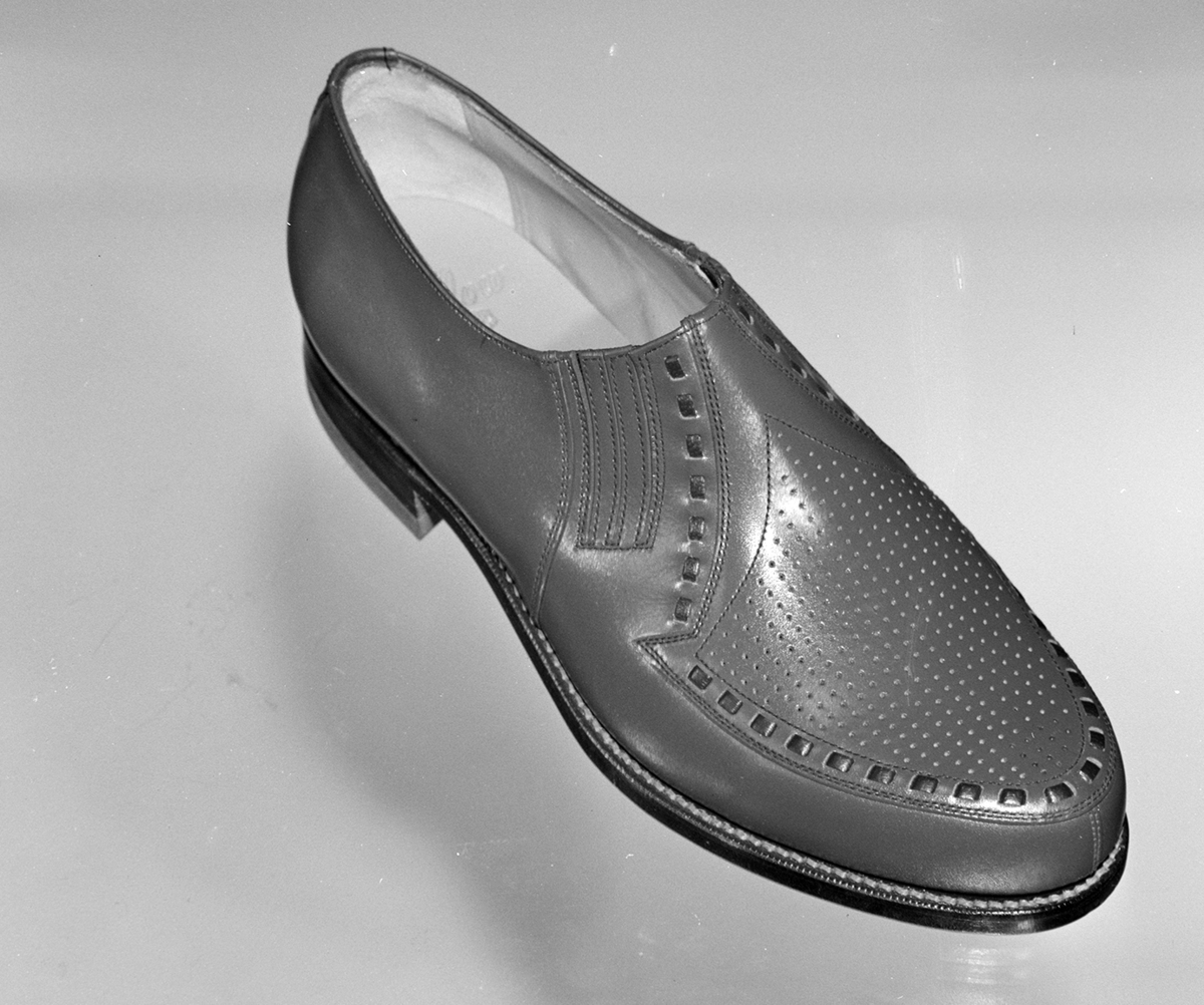 Hamar, Falsens gate 12, Norrøna skofabrikk, sko, produktfoto
