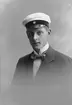 Lars August Lundeberg född i Oslättfors 1898, död i Uppsala 1970. Utbildad till civilingenjör vid Chalmers Tekniska Högskola 1925. Verksam som vägingenjör, blev 1948 vägdirektör i Blekinge län, vägdirektör i Uppsala län 1955-63. Son till brukspatronen August Lundeberg. Källa: Gävle Högre Allmänna läroverk 1900-1968.