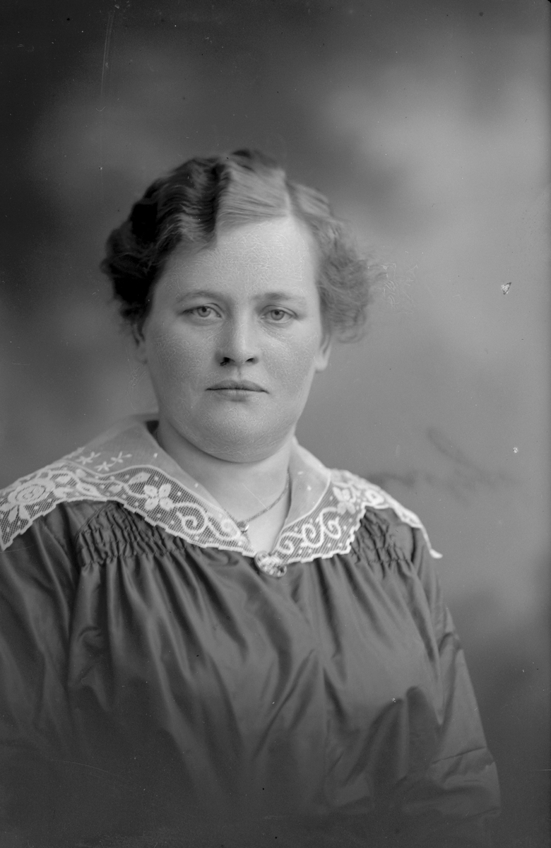 Elin Andersson, Hunsen, Svärdsjö