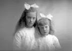 Birgit och Gunhild Lindholm. Vattenverket Helsan, Gävle