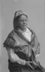 Porträtt från fotografen Maria Teschs ateljé i Linköping. 1910-tal. Beställare: Elin Anderson.
