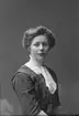 Porträtt från fotografen Maria Teschs ateljé i Linköping. 1911. Beställare: Chr. Anderson.