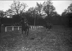 Kapplöpningar våren 1911 på Österängen, Strömsholm. Strömsholm 1910-11.