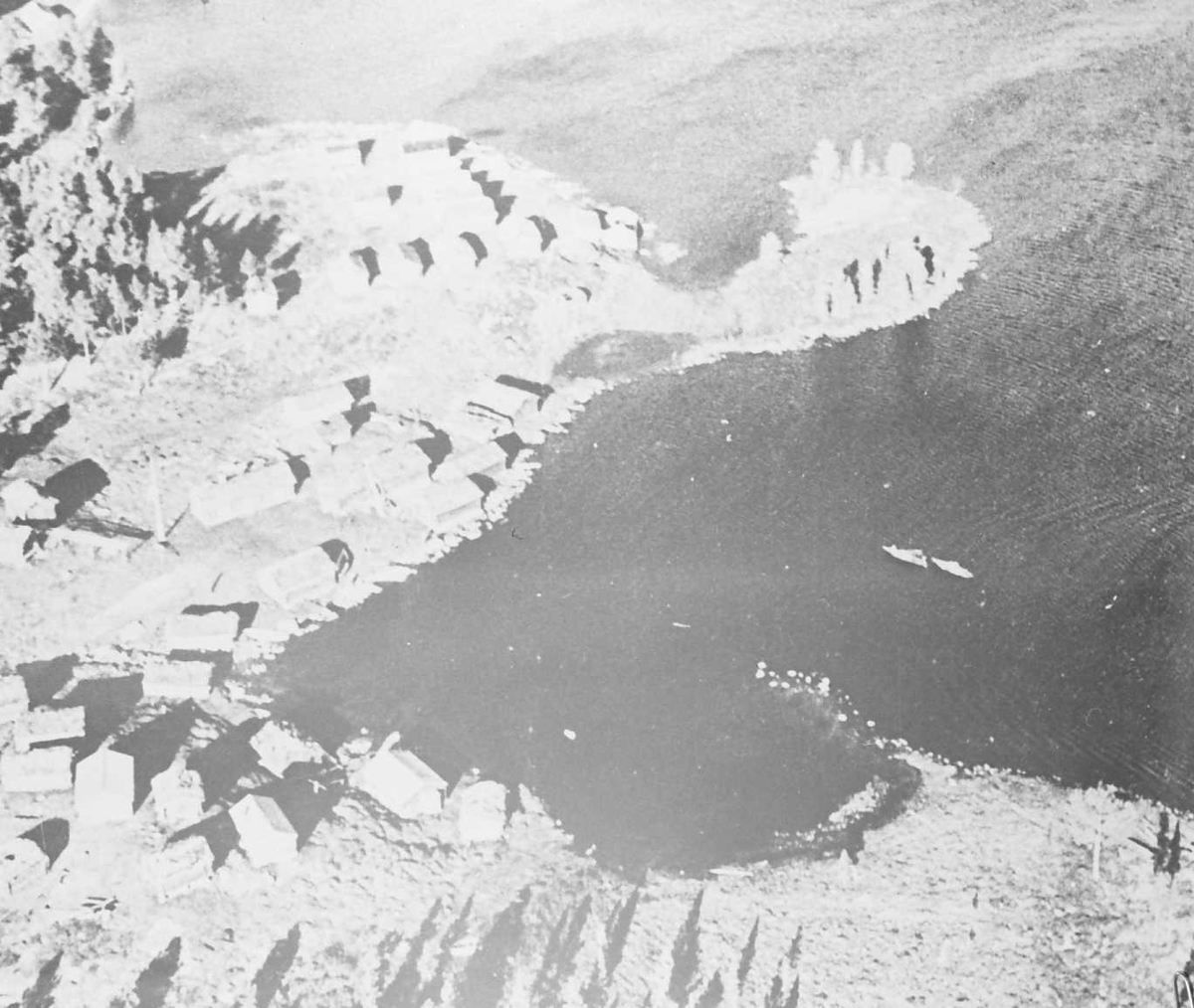 Naturforhold, bygninger. Fiskevollen, Sølensjøen. 