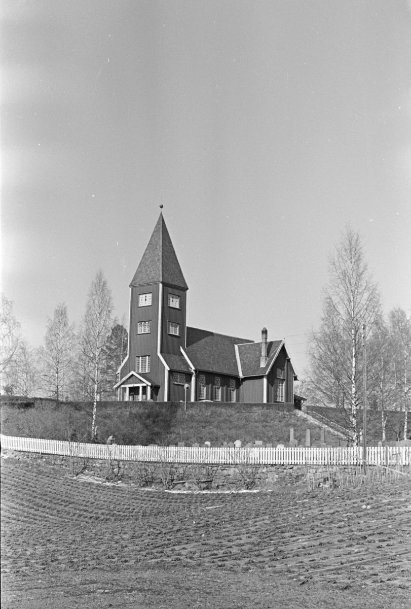 Øvre Vang Kirke, eksteriør.