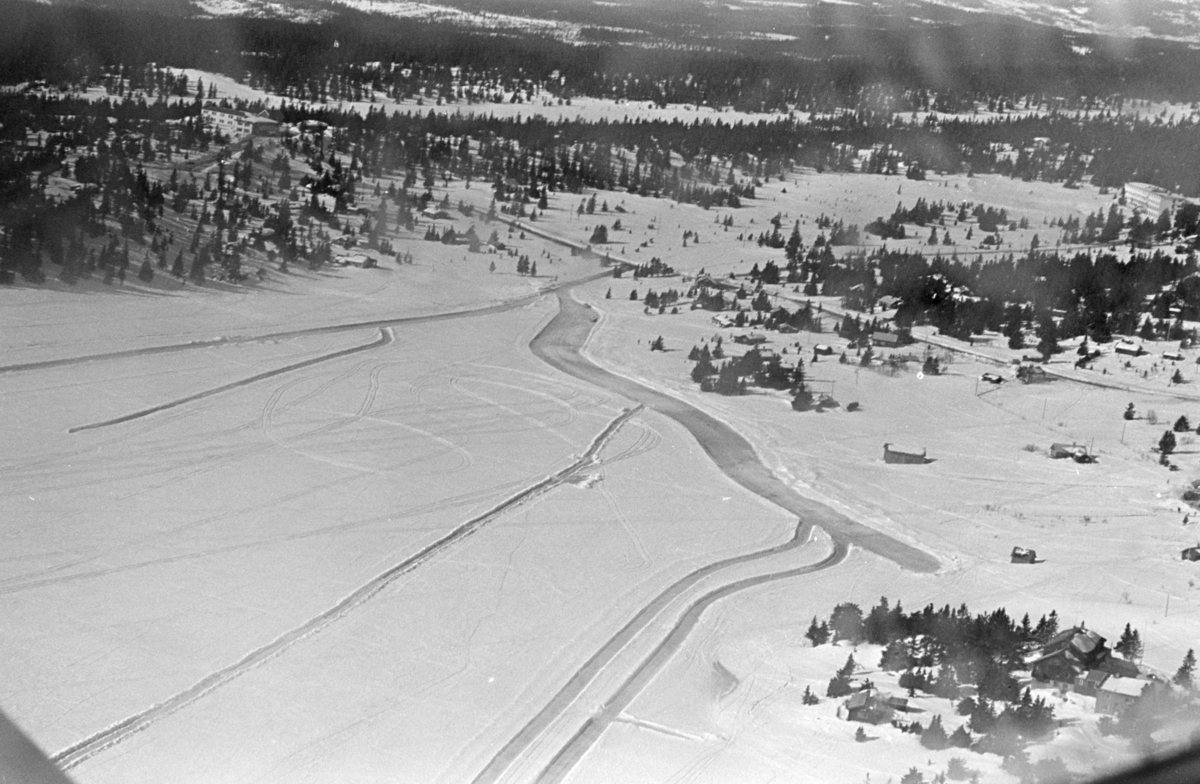 Sjusjøen, parkering, flyfoto.