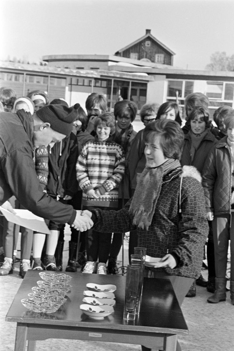 Ener ungdomsskole, Vang, langrenn, skidag,skoleskirenn, premieutdeling.
