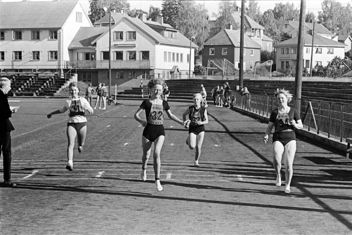 Friidretttstevne, idrettsdag, Ener Ungdomsskole, Vang H. Hamar stadion