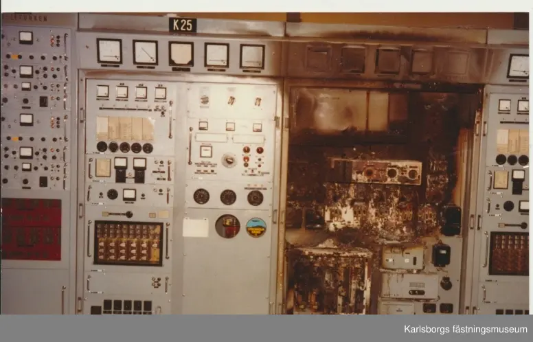 Karlsborg, radiostationen. KV-sändare K 25. Brand den 13/12 1981.
