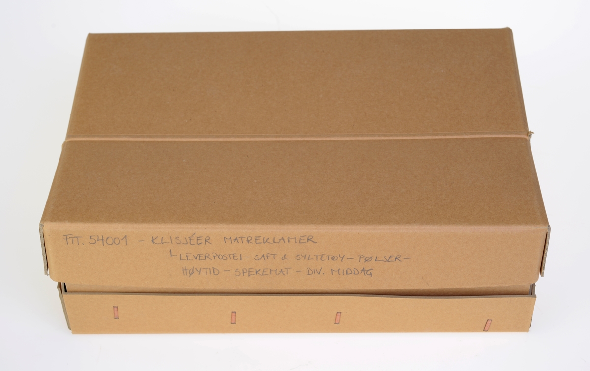 I alt 39  klisjeer som viser ulik mat og middager brukt i reklame for Bøndernes Salgslag. For oversikt se "Andre opplysninger".