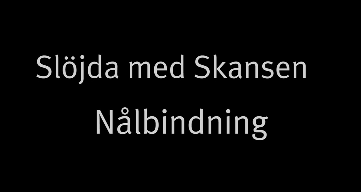 Nålbindning. Skansens museipedagog Sofia Långström lär dig mer om nålbindning.
På Skansen lever både historien och hantverket. Här finns världsunik expertis inom hantverk och slöjd.