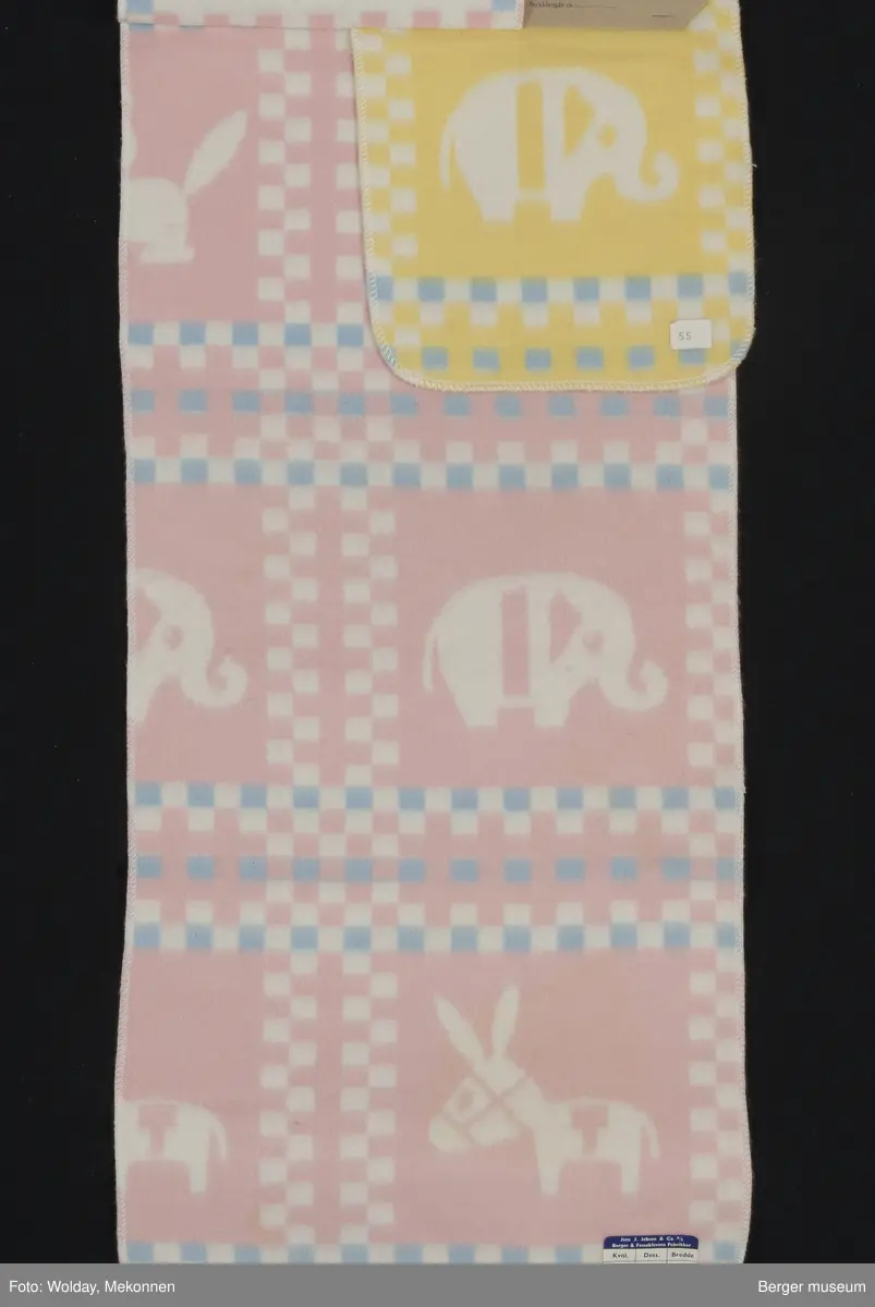 Flanellsteppe
Prøvebok med 3 prøver.
Barnemønter. Elefant, esel, katt
