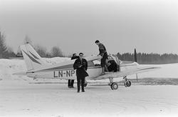 Hamar flyplass, Stavsberg, småfly Piper Cherokee med registr