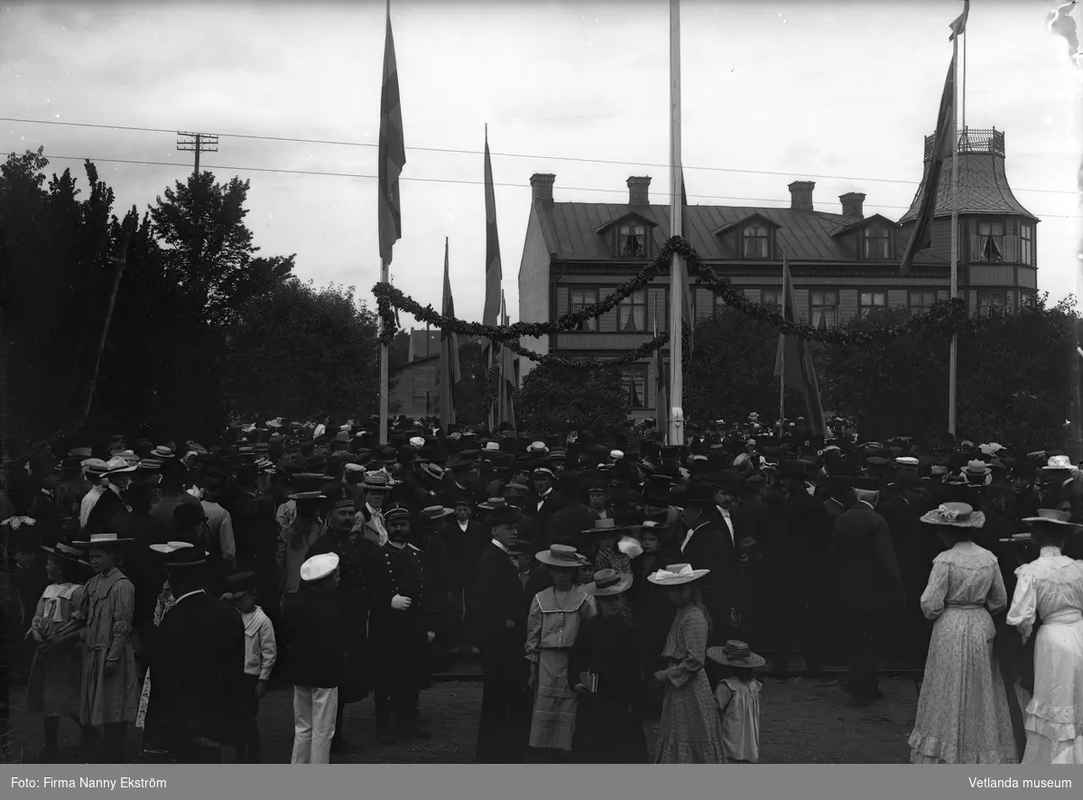 Invigning av Vetlanda station den 14 juli år 1906.