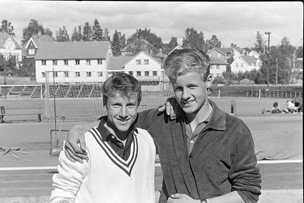 F.v Willy Kristoffersen, Finn Martinsen, skoleidrettsstevne på Hamar stadion