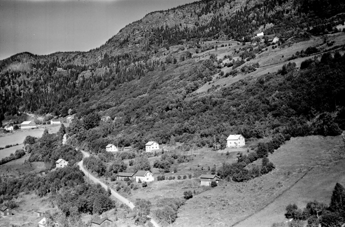 Lillehammer kommune, Fåberg vestside. Det er notert Rønningen til bildet, og antagelig vis rett under Jørstadhøgda.