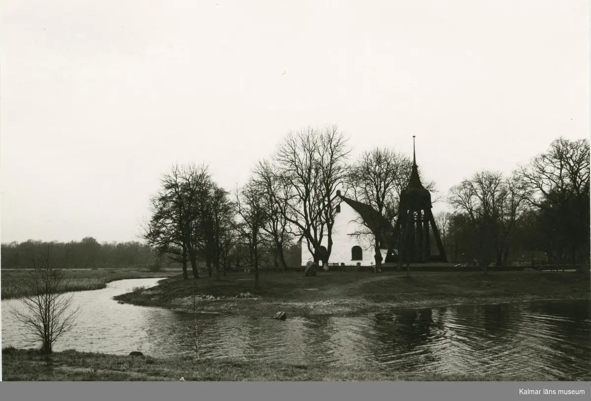 Vissefjärda kyrka sedd från öster.