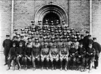 Fästningen. Batteri, gruppfoto utanför slutvärnet, A 9 år 1930.