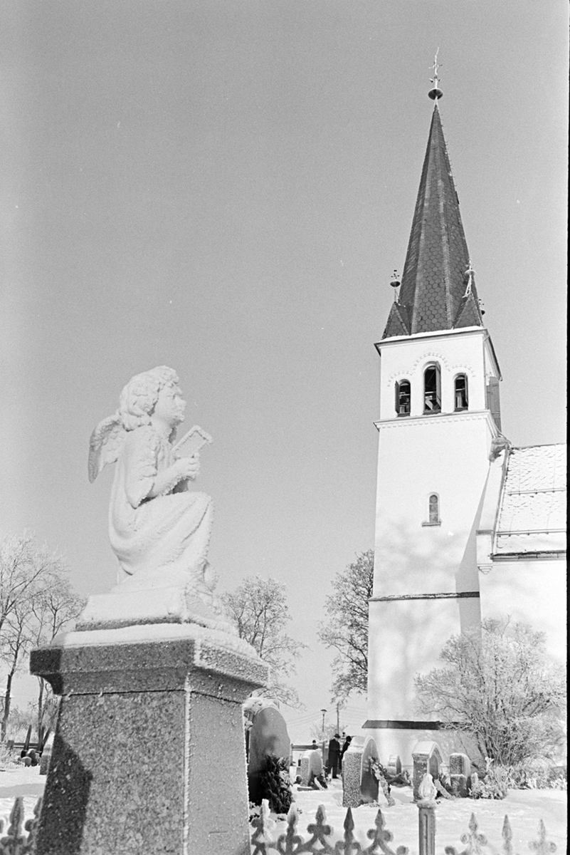 Furnes kirke, julegudstjeneste,