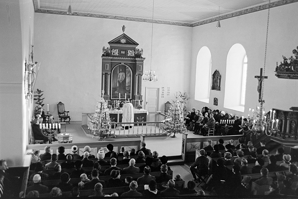 Furnes kirke, julegudstjeneste,