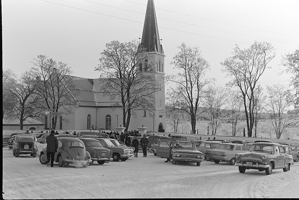 Furnes kirke, julegudstjeneste,