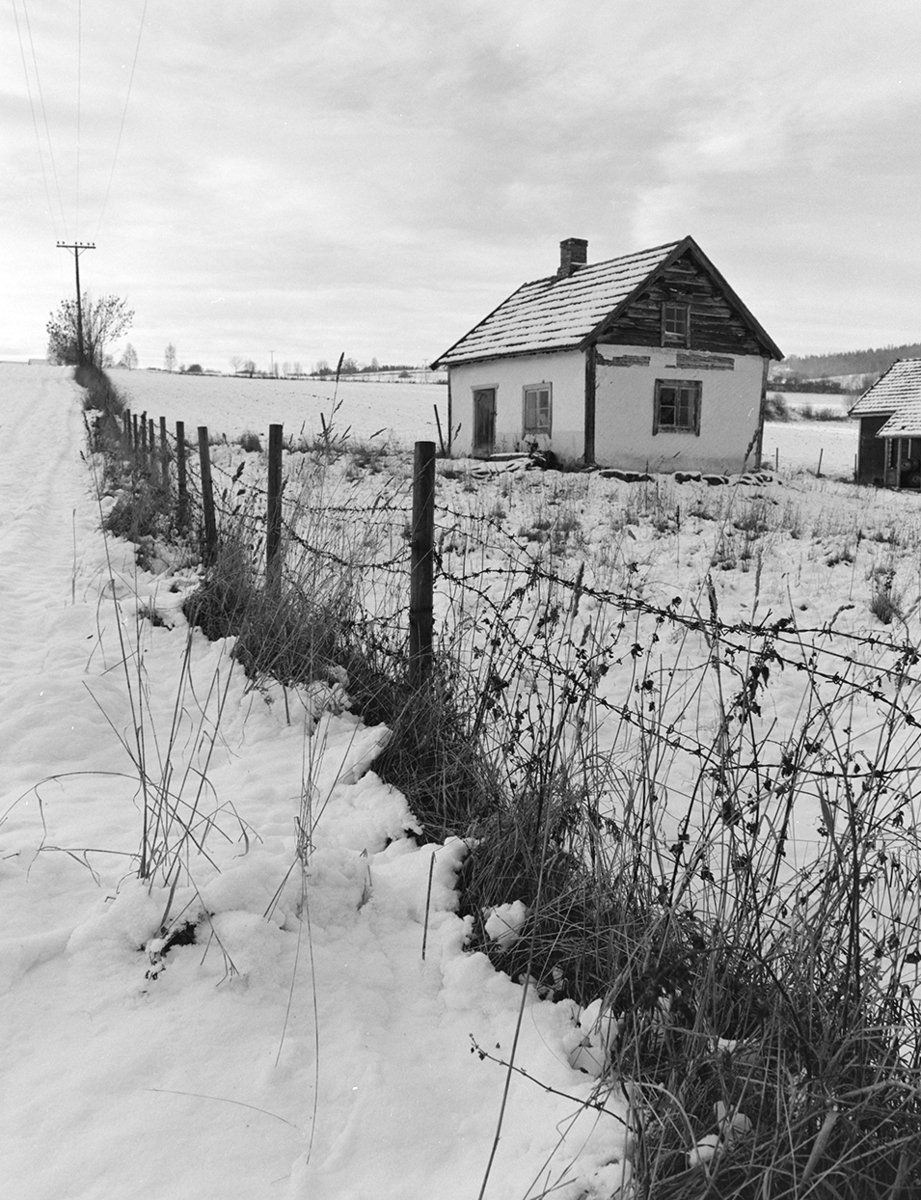 Stensrud unna Vien, husmannsplass, Helgøya. Tømret og rappet. Gnr. 538-1