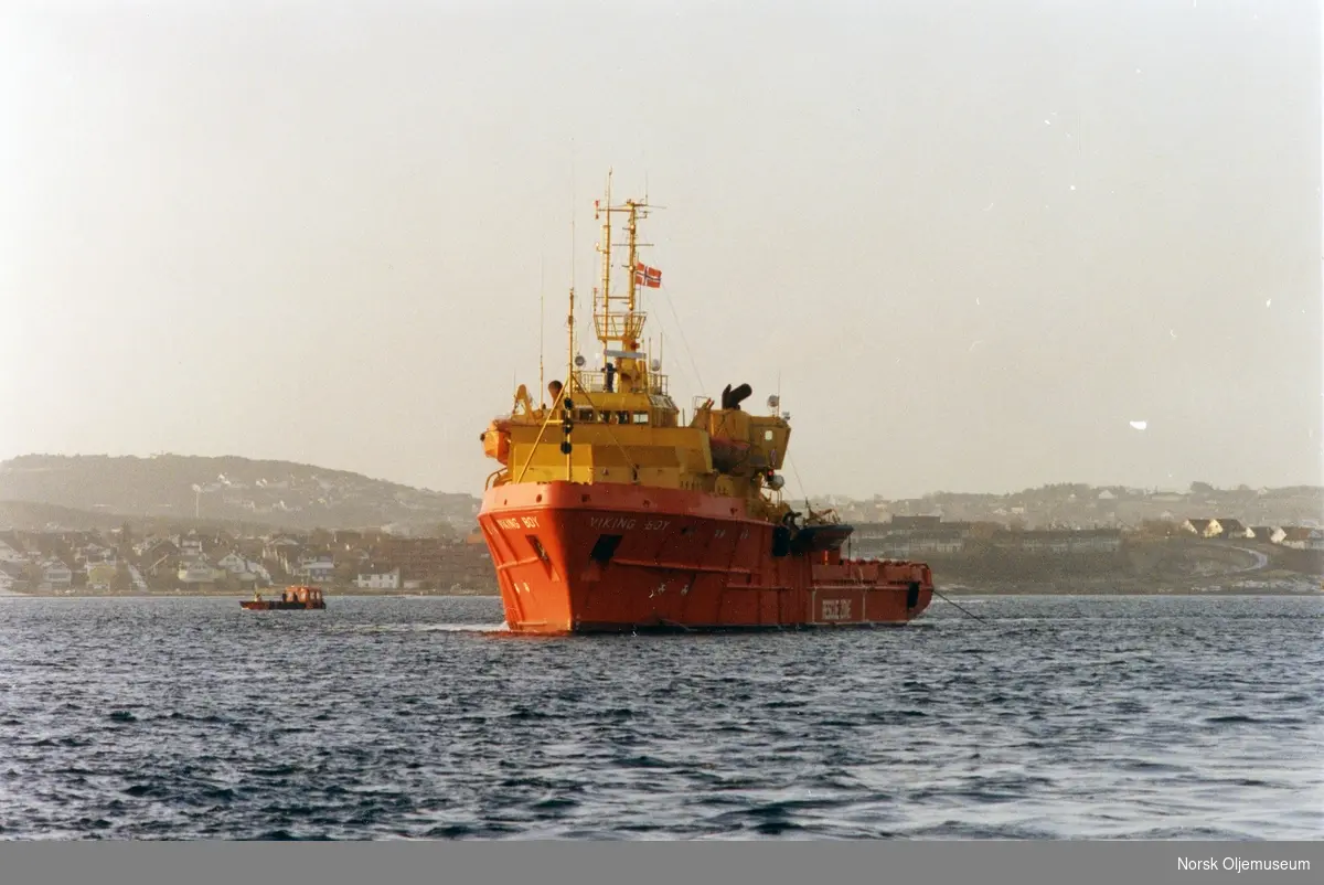 Dekket til Draugen har vært under bygging og er ferdigstilt ved Kværner Rosenberg Verft i Stavanger.