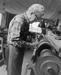 Skomaker Kristian Helgesen, Løten. Skomakerverksted,