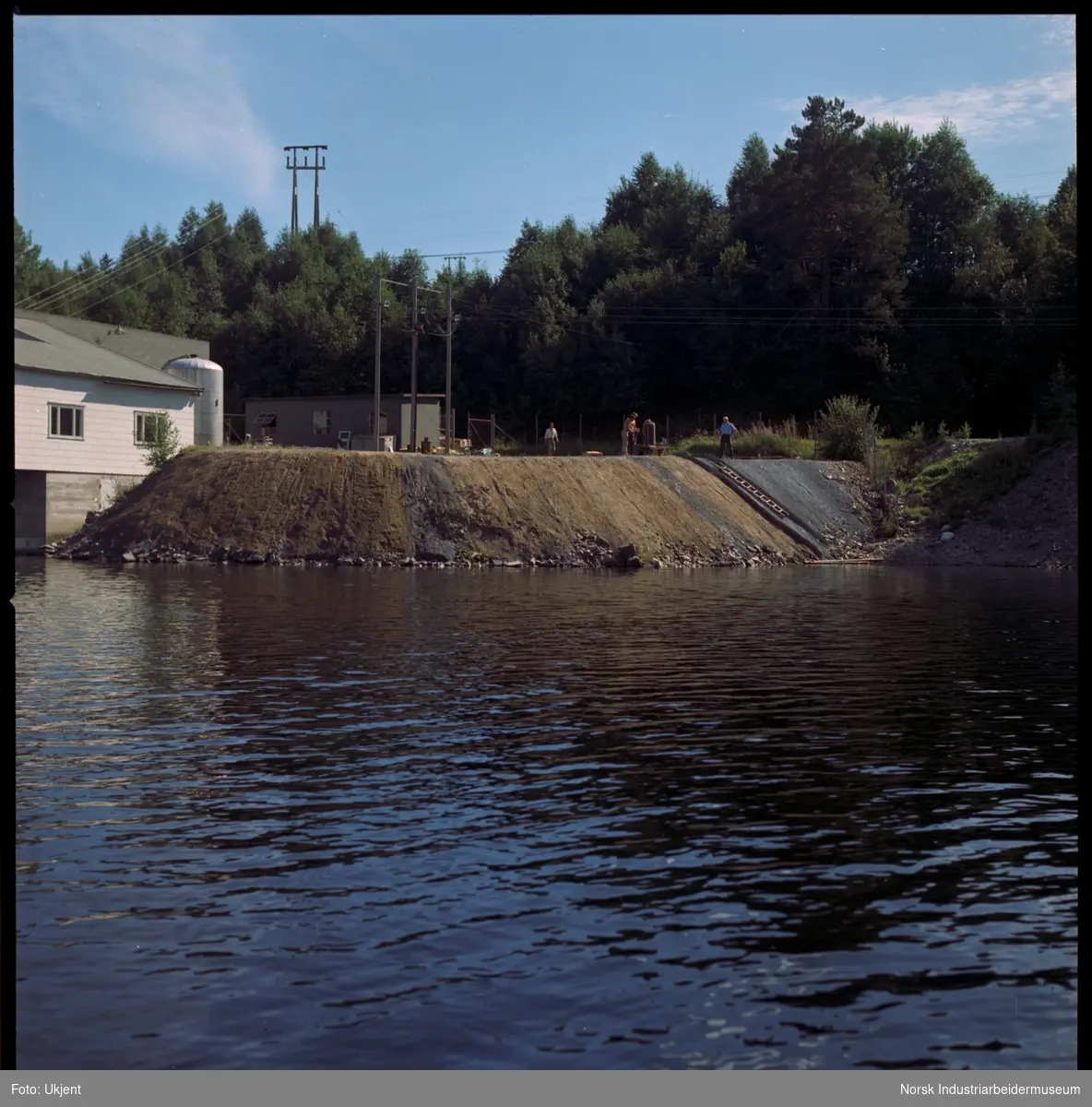 Forsøk med vektsubstrat i Norsjø.