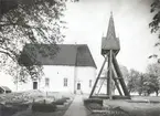 Kläckeberga kyrka med klockstapel.
Kläckeberga kyrka.
Dominerande stilepok exteriör medeltid
Uppförande hela kyrkan år 1200-1699.