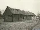 Ladugård vid prästgården.