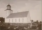 Torslunda kyrka under restaureringen 1928.