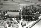 Flygfoto över Ålems kyrka 1935.